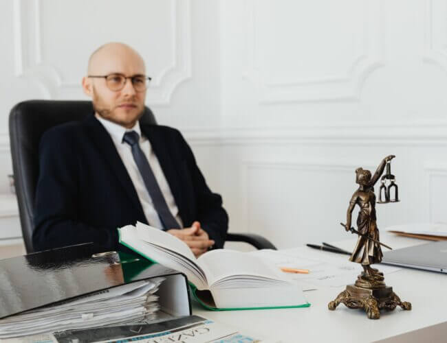 Upadłość firmy a wypłaty dla pracowników - Co trzeba wiedzieć?